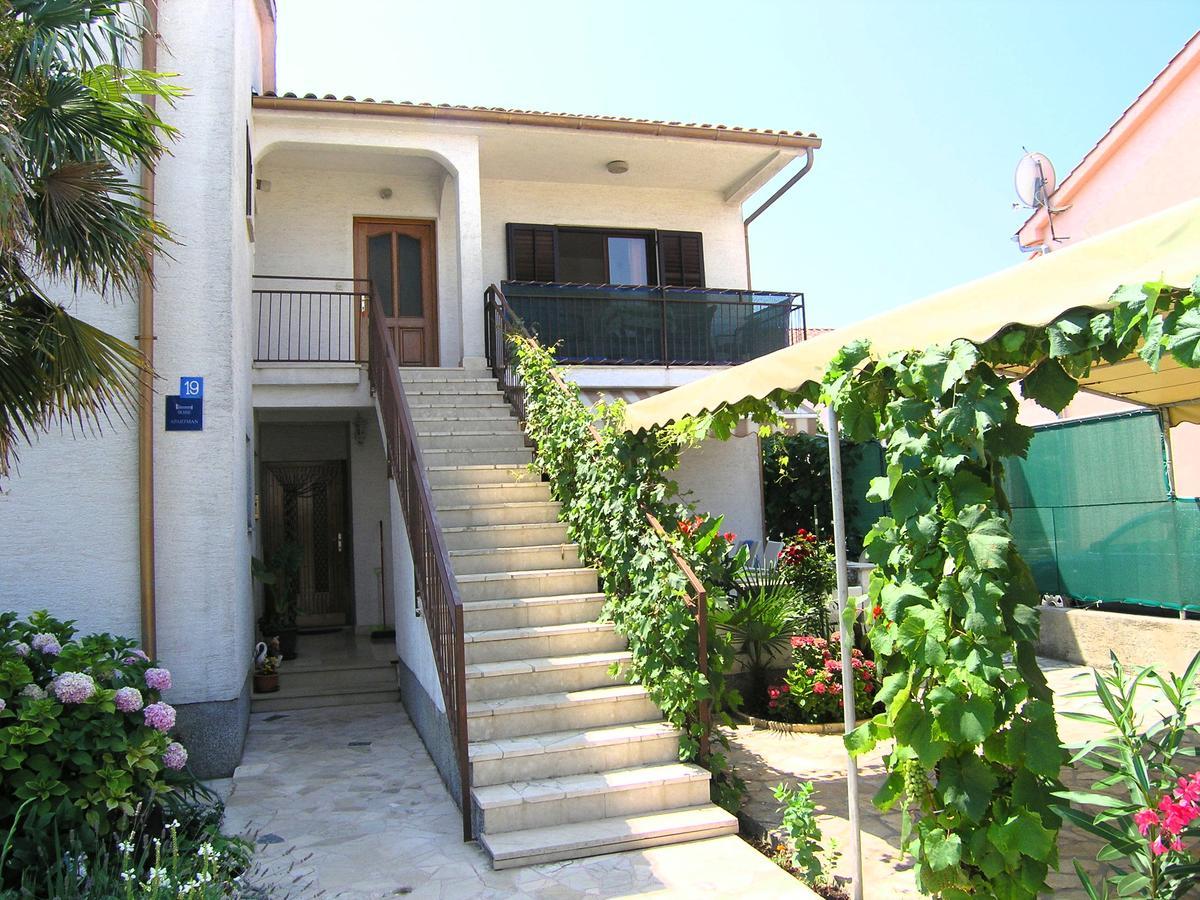 Apartman Braut Krk Town Kültér fotó